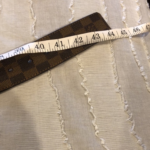 Authentic Louis Vuitton Damien Canvas letter - Picture 4 of 4